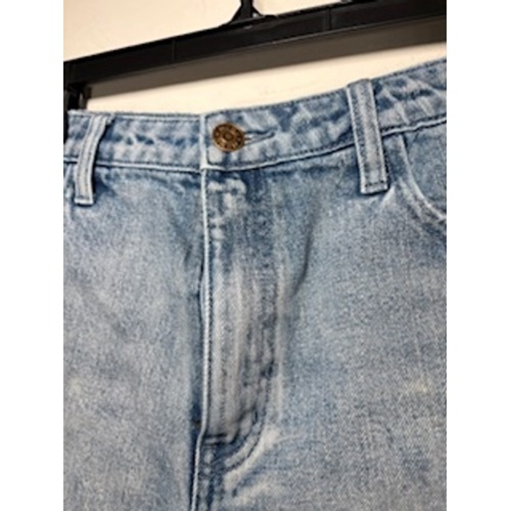 Show Me Your Mumu Arizona High Waisted Shorts Distressed Denim Size 28 Boho - Picture 2 of 6
